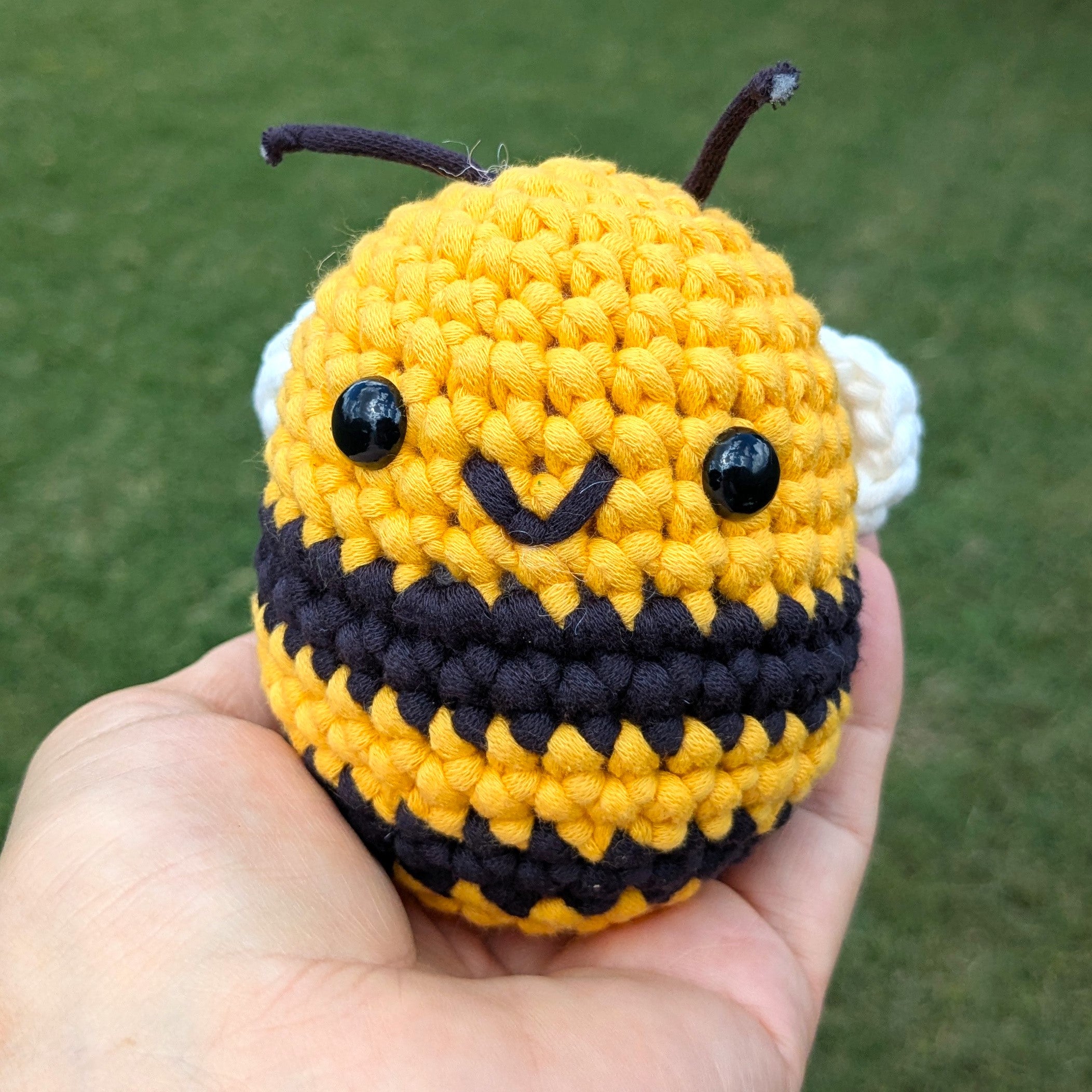 Stitchy the Bee